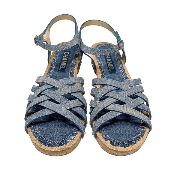 Chanel Fantasy Blue Calf Leather CC Logo Wooden Platform Sandals EU 38 US 7-7.5 - Picture 2 of 11